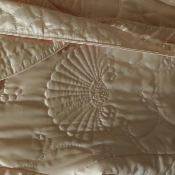 Vintage robe - Picture 2 of 5